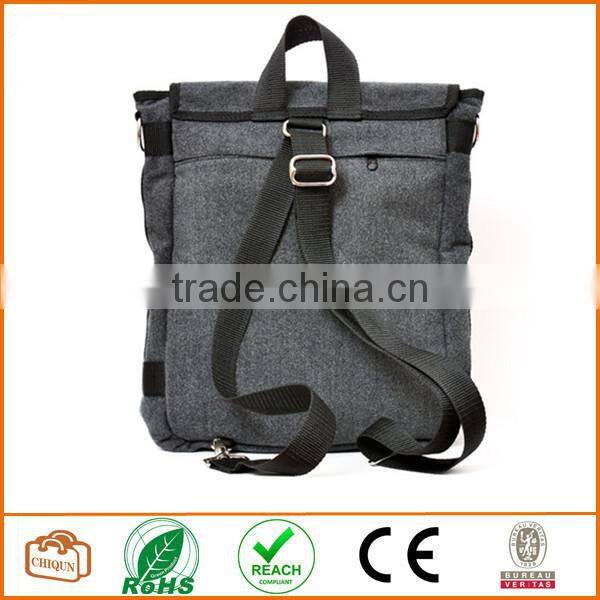 Unisex messenger bag and backpack. Wool-Polyester mix with green details and lining. Multiple pockets