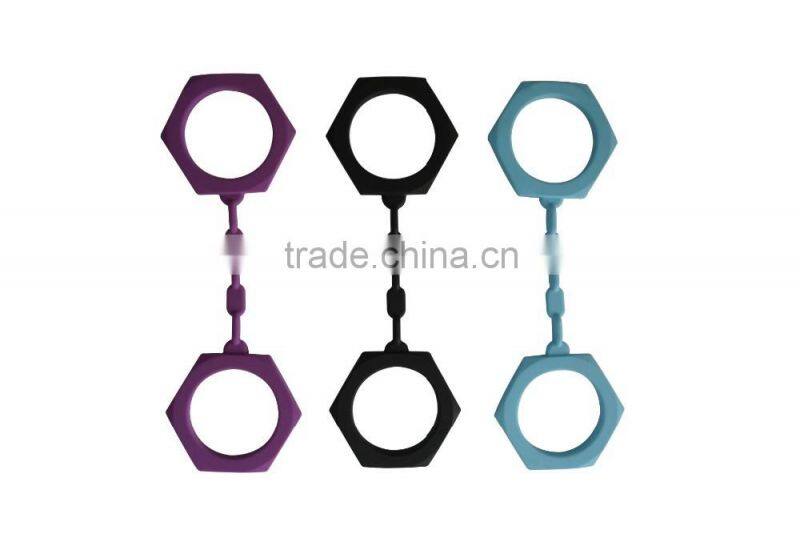 2016 Silicone Factory Sexy Product Wholesale Handcuffs