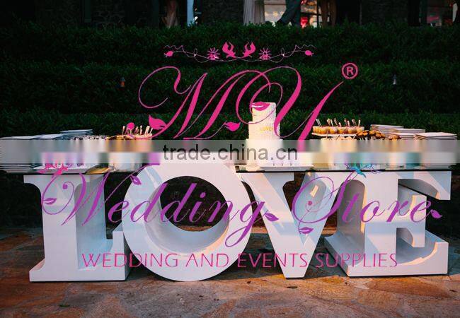 Wedding wood cutting table