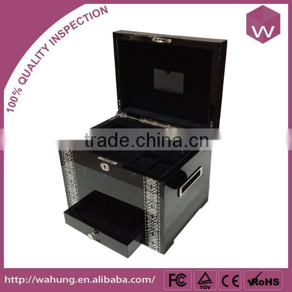 Brown Lacquer Wooden Watch Display Case With10 Velvet Pillows