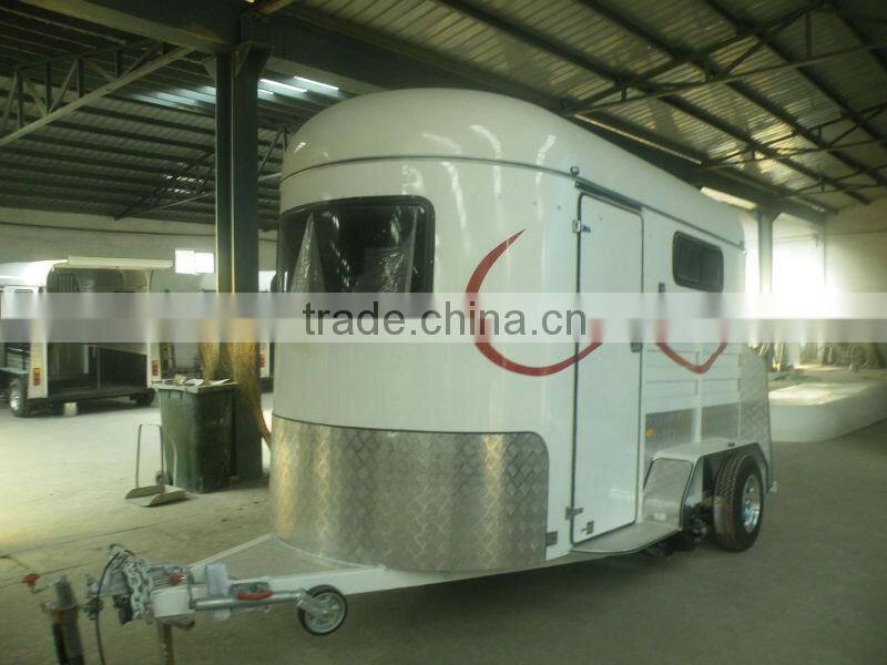 2 horse straight load deluxe L400 horse float