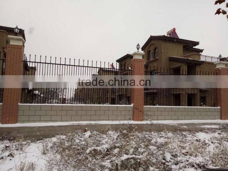 metal fence panels distributor