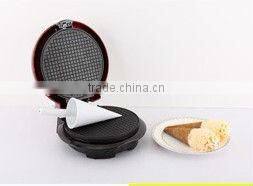 Ice cream waffle cone maker with regulator