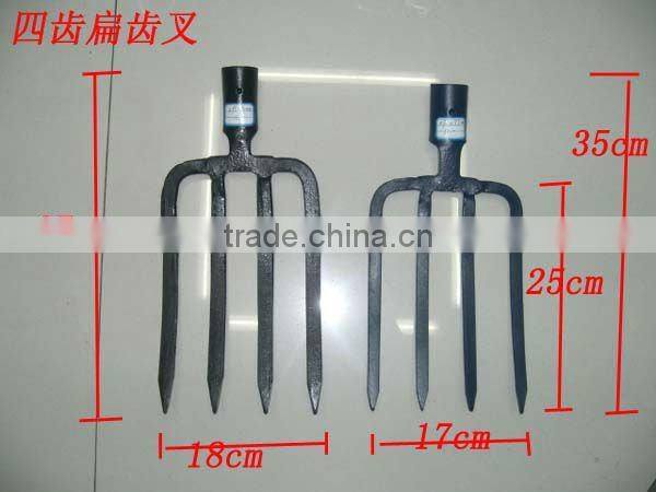 4 tines farming fork
