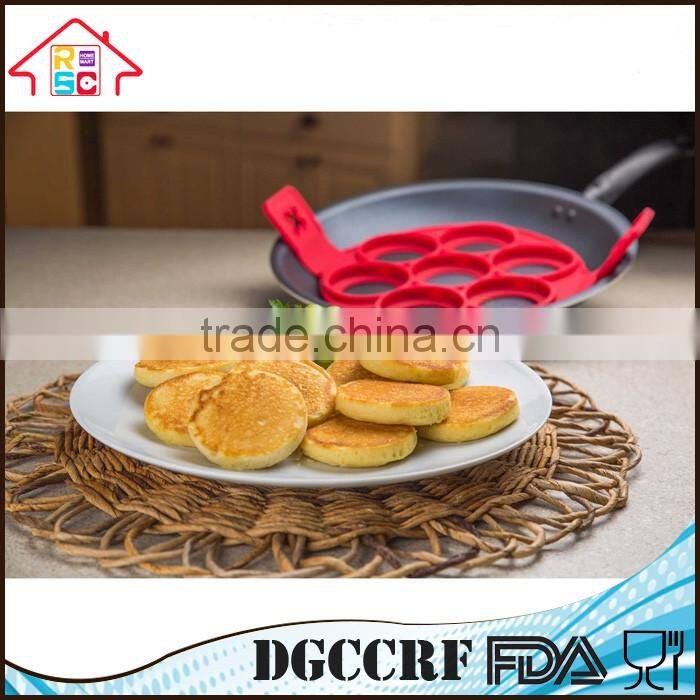 2017 Nonstick Silicone Pancake Ring, Fried Egg Mold Egg Ring Egg Shaper, Fast & Easy