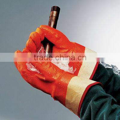 Oil Resistant Nitrile coated protective glove