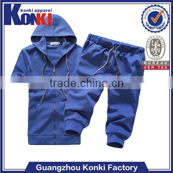 Succinct custom tshirt sports clothing set