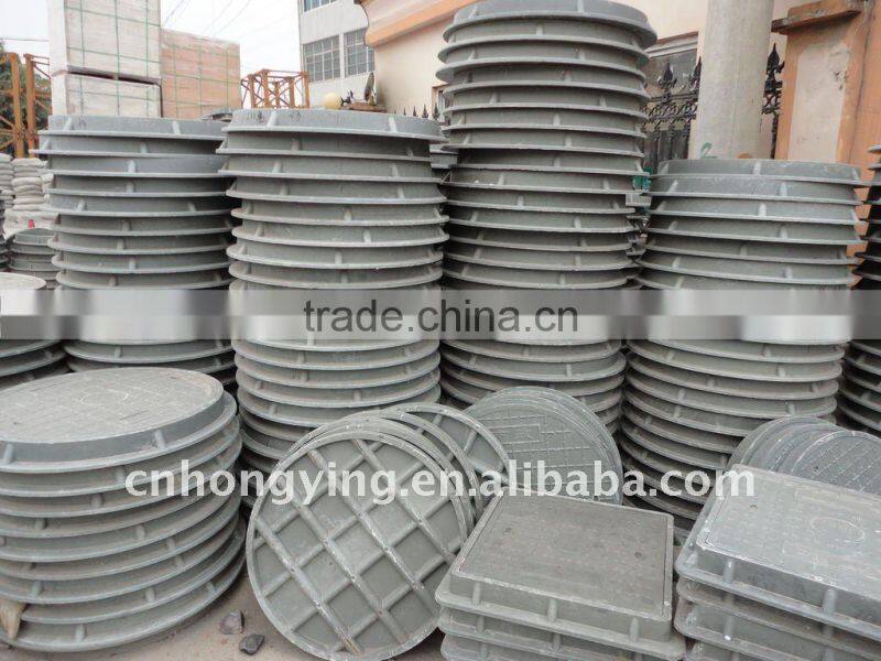 Round grass manhole cover