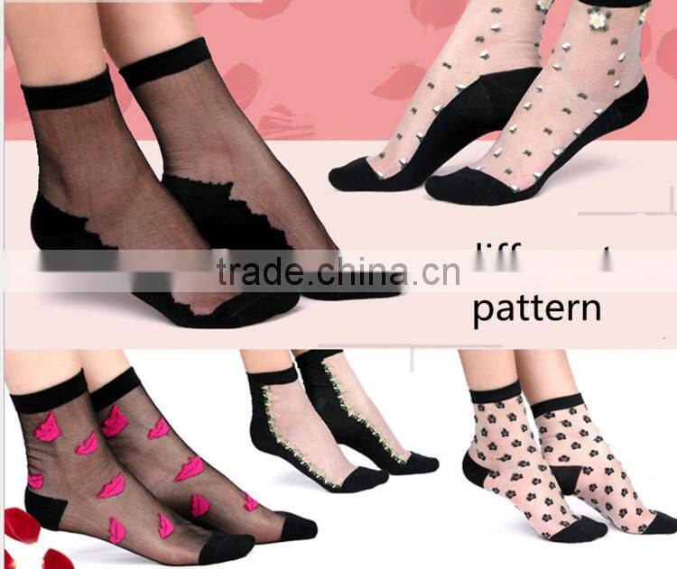 Hot sales Colorful Ultrathin Transparent Beautiful Crystal Elastic Calcetines Short Women Socks Summer Sock Womens