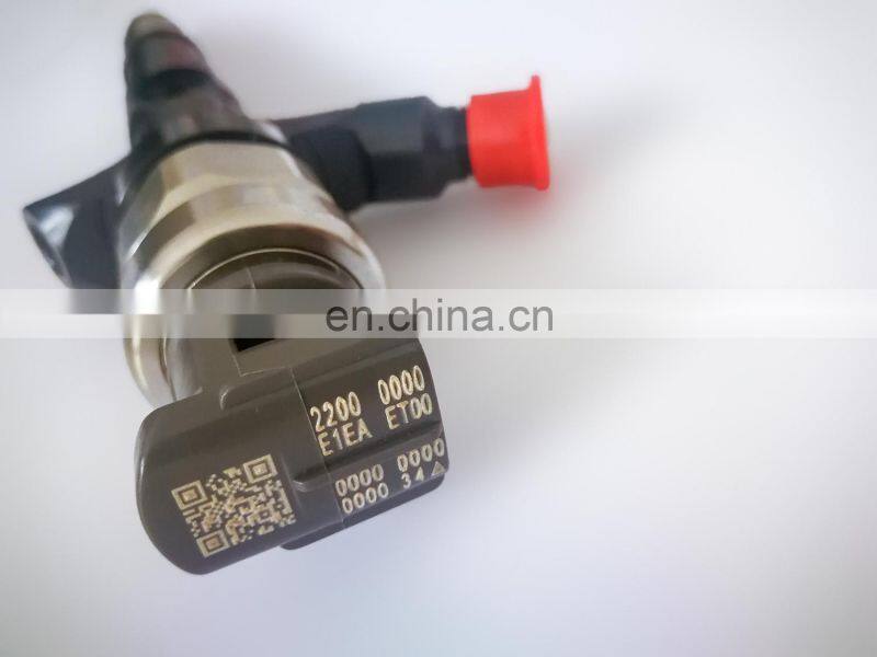 china produce 23670-30050 23670-39096 fuel injector 095000-5881