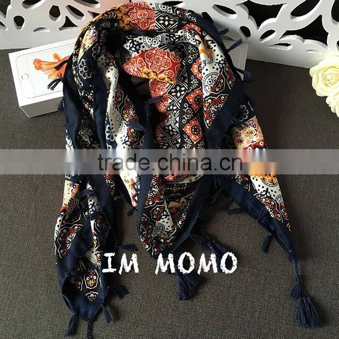 Fashion Retro Printed Pattern with Tassels Women Square Pashmina Encryption Twill Cotton Scarf