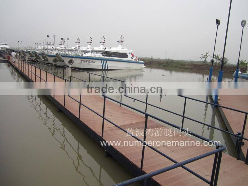 Low maintenance floating marina