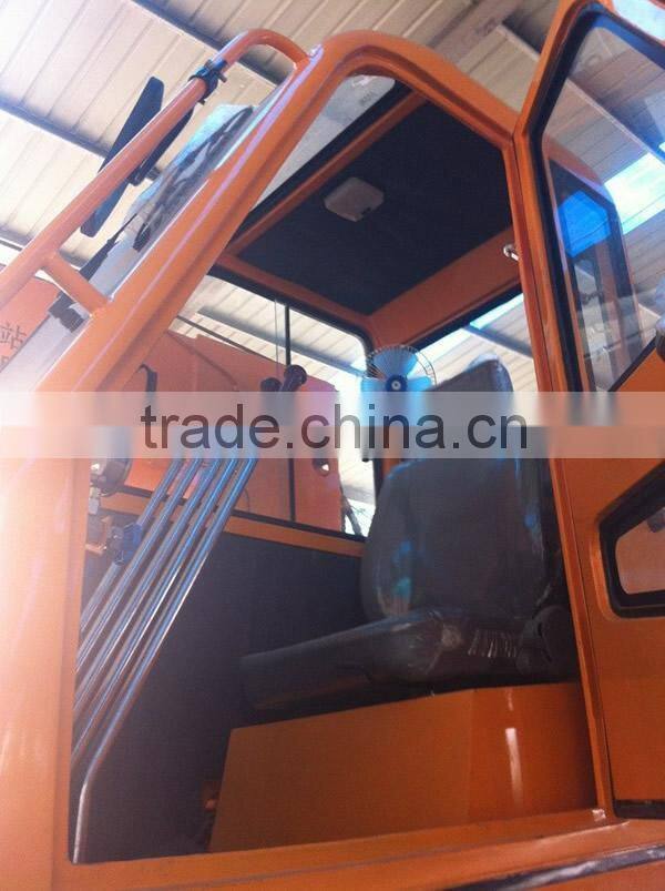 10ton truck mounted crane with A/C