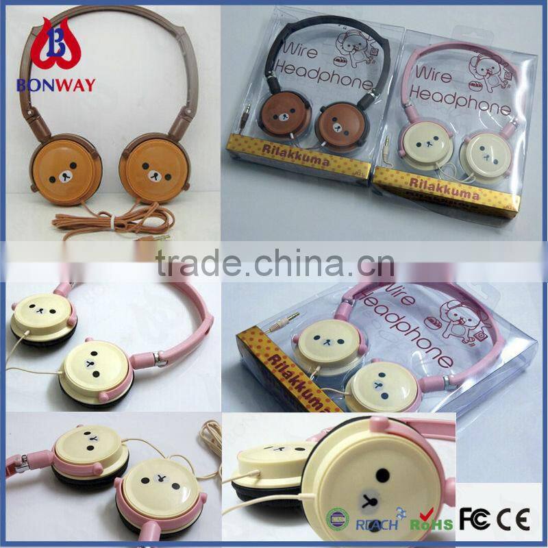 Ear muff headphones for mp3 players