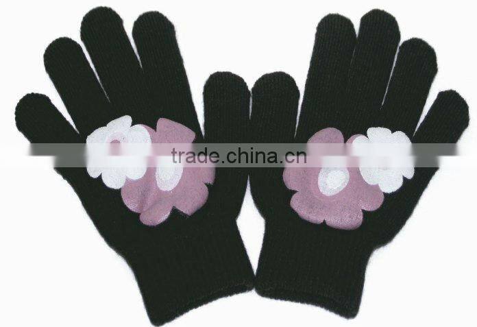 Knitted kids finglerless gloves
