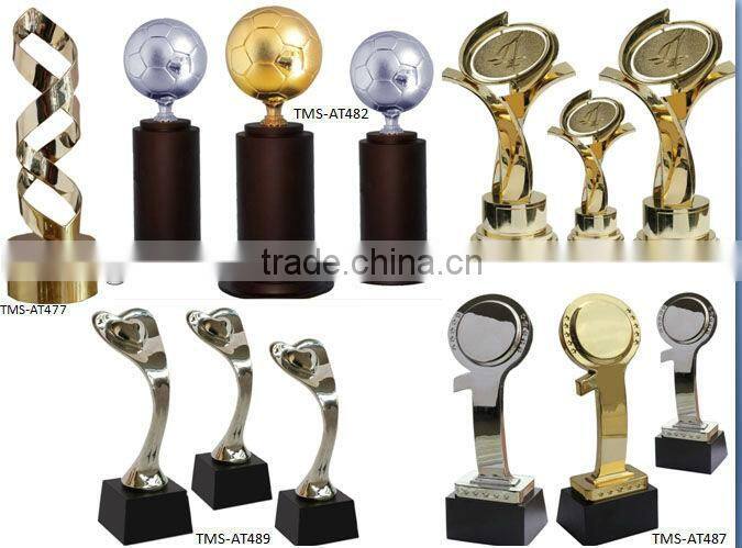 2016Guangzhou hot selling wholesale metal trophy