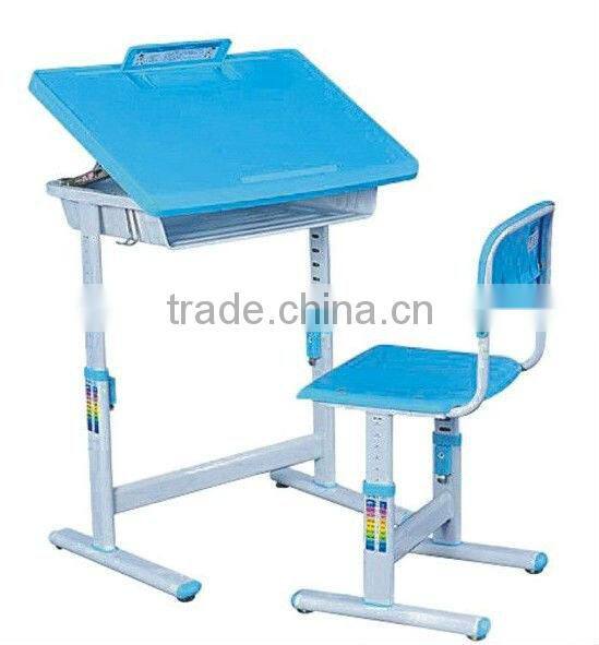 ST 905 Multi-functional student desks and chairs