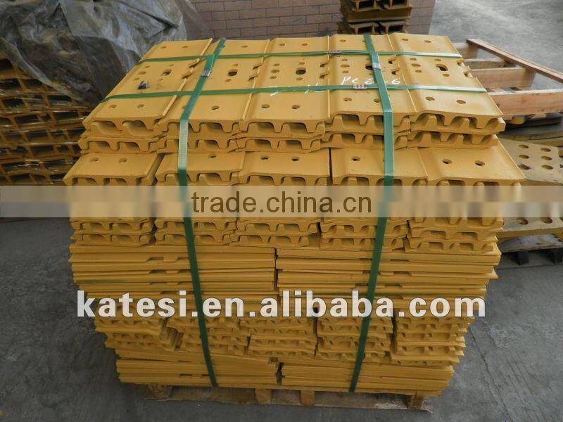 Different kinds of track shoes for excavator bulldozer crawle machine with good price