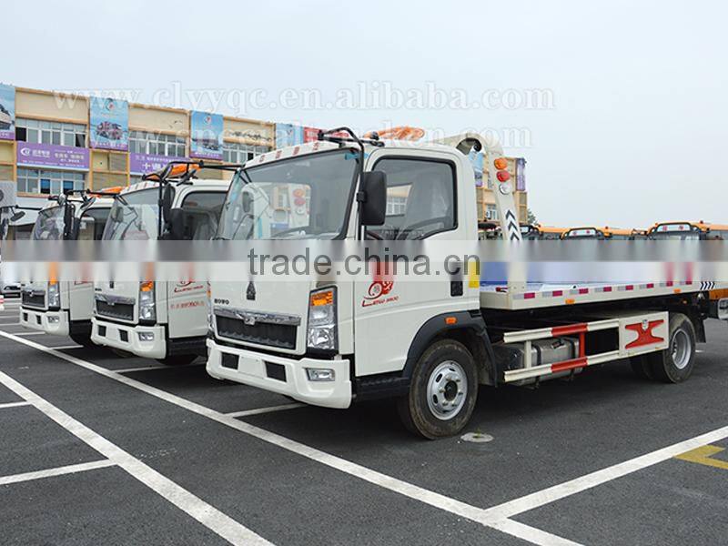 4TON carrying weight SINOTRUK HOWO tow truck wrecker