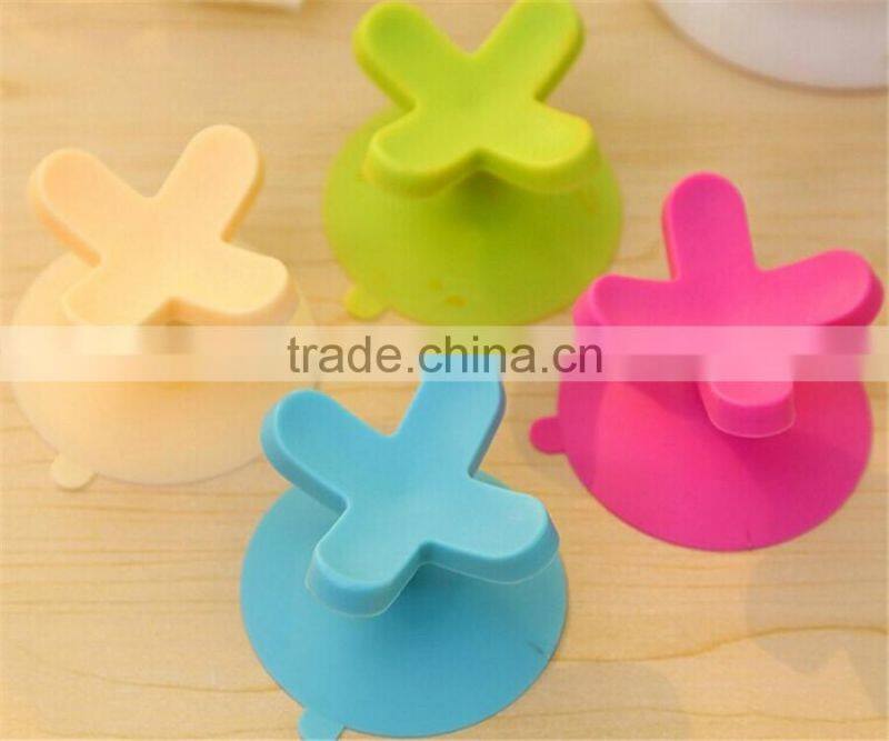Food Grade SiIliocne Sucktion Hooks Phone Holder Single Jesus Cross Sucktion Hook