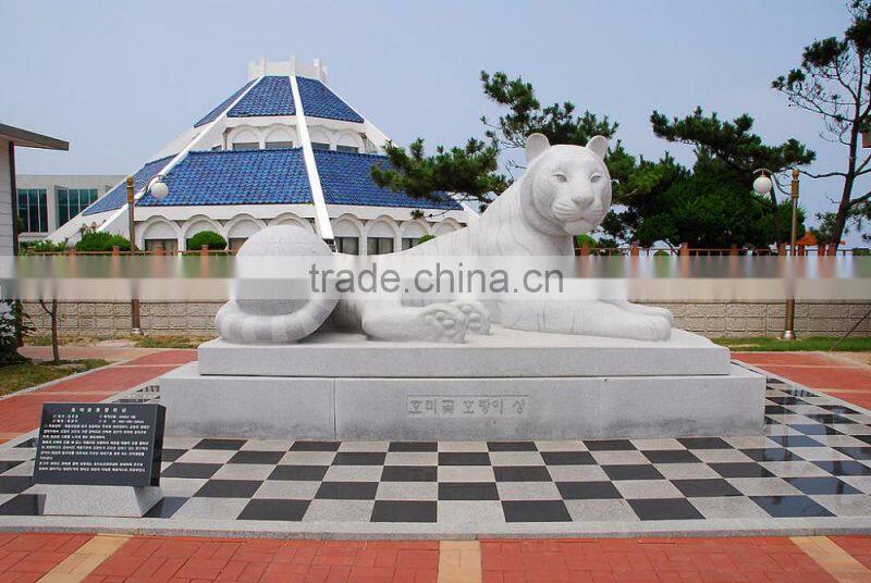 Large animal sculpture marble white tiger statue with ball
