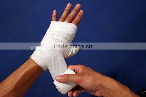 WHITE BOXING HAND WRAP PAIR STRETCH