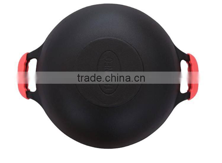 two ears wooden lid cast iron Chinese wok seasoning
