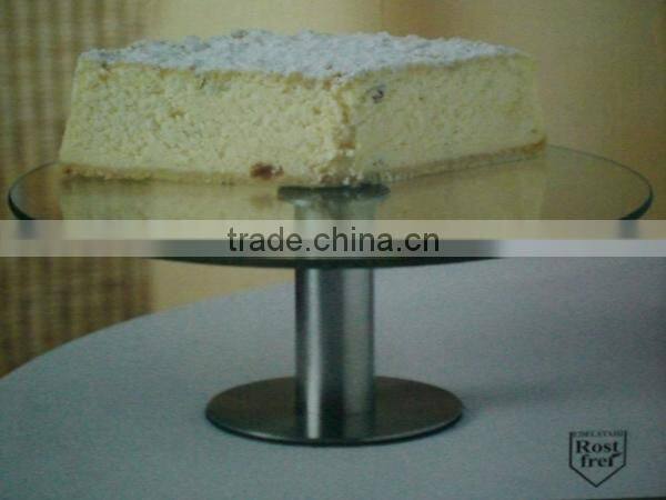 revolving glass cake stand