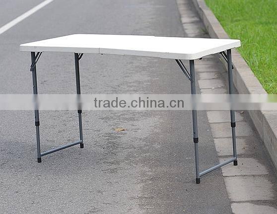 Easy Handling Folding Picnic Table