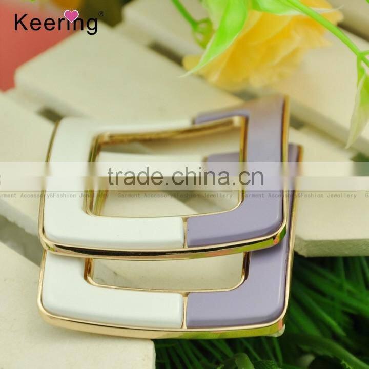 purple and white rectangle metal shoes clips WSC-362