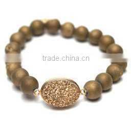 2015 Fall Winter Metallic Gold Beaded Bracelet with Oval Druzy Stone