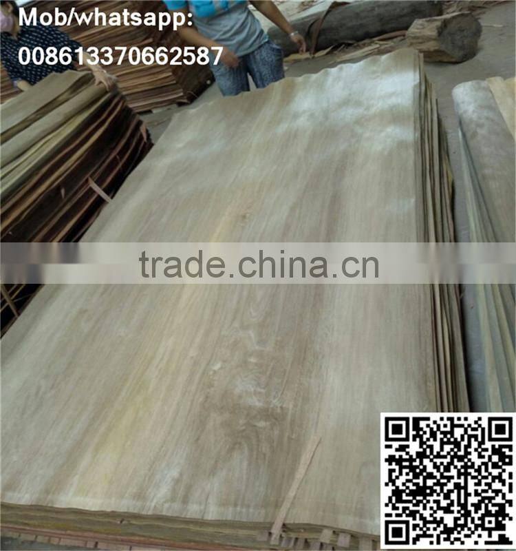 Red Hardwood Veneer for Plywood Furniture Door Skin Flooring