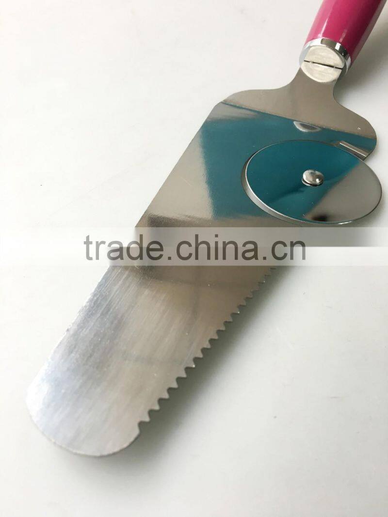Triangle Stainless Steel Cake Spatula with Wheel