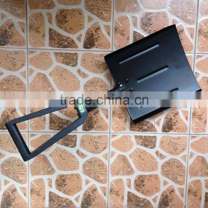 Foldable Snow Shovel / The gifts of auto insurance