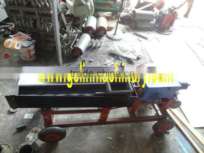 Mini mobile gold shaking table with movable wheels for small scale mining separation