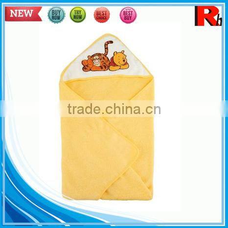 China supplier applique velour wholesale customized cotton baby hooded towel poncho pattern babyhood hood towel with animal