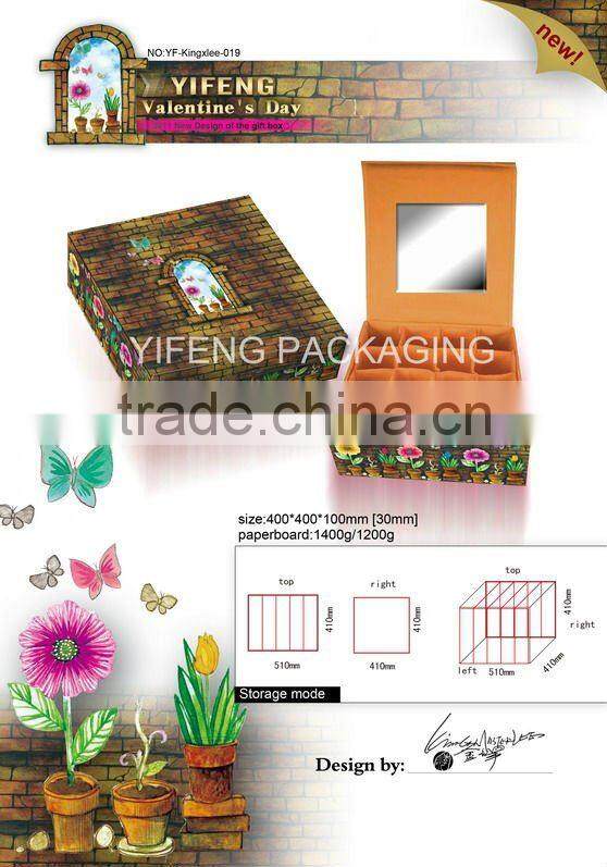 women' ornament storage box with paper dividers