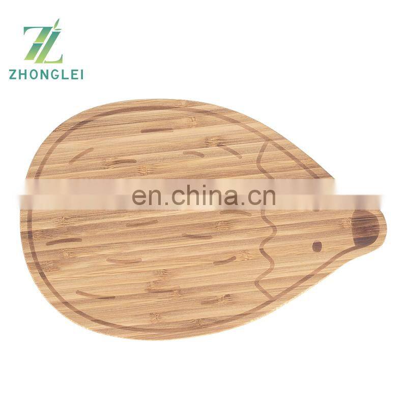 Natural wooden animal shaped cutting board cute pig shaped bamboo or wood cutting board