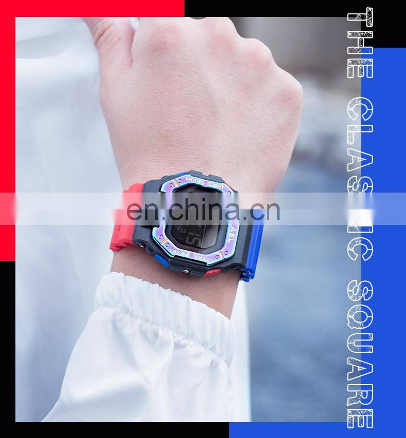 SMAEL 8059 Digital Watch Men Sports Waterproof Stopwatch Alarm Clock Rubber Strap Military Wristwatches Watches Led Digital