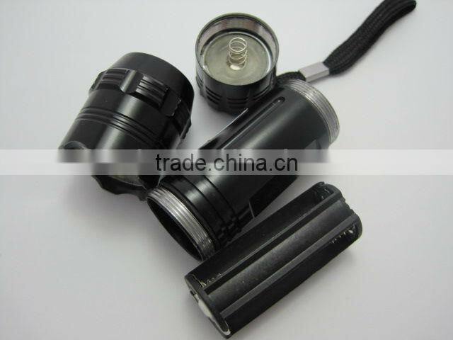 Aluminum mini 14 LED flashlight