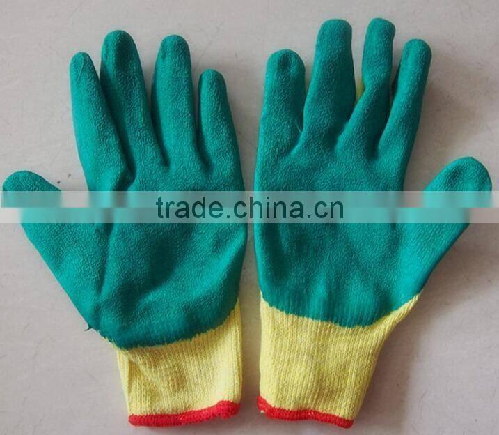Rubber latex nitrile coated safety glove for workers