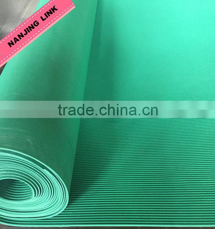 Green color non slip rubber matting rolls for workshop and wet areas