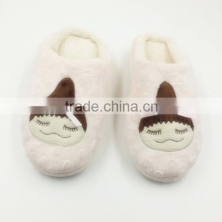 New design pink fluzzy princess woman slipper