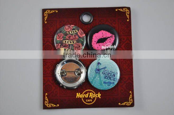 badge button with safety pin