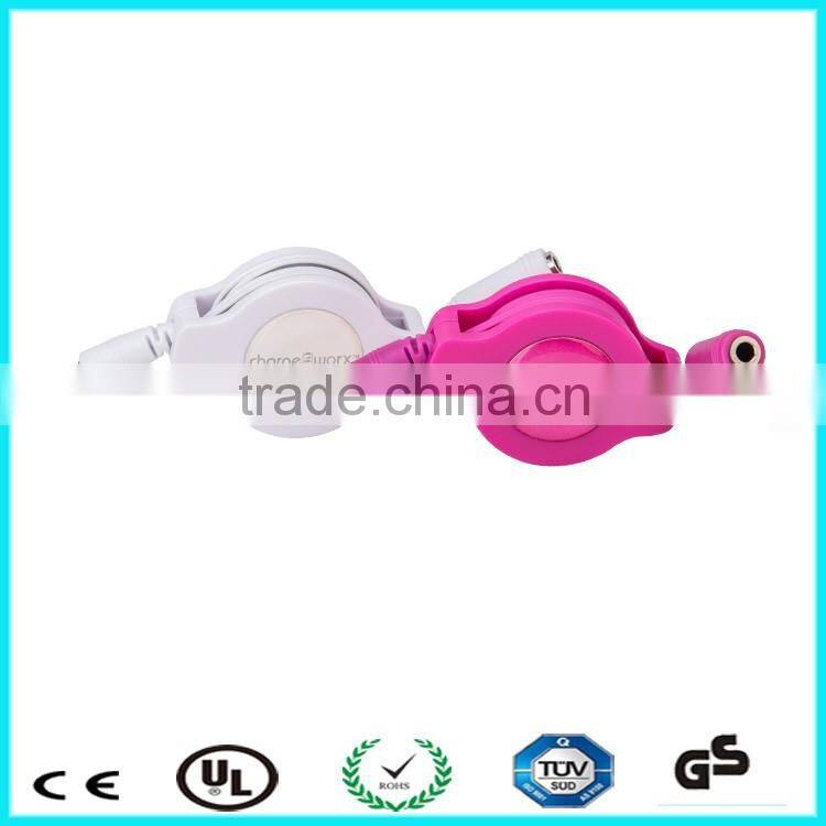 Tangle free retractable1 male to 2 female aux Y splitter cable