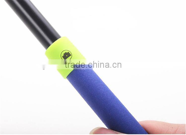 2015 hot product one piece monopod mini selfie stick with cable Z05 selfie monopod for mobile phone