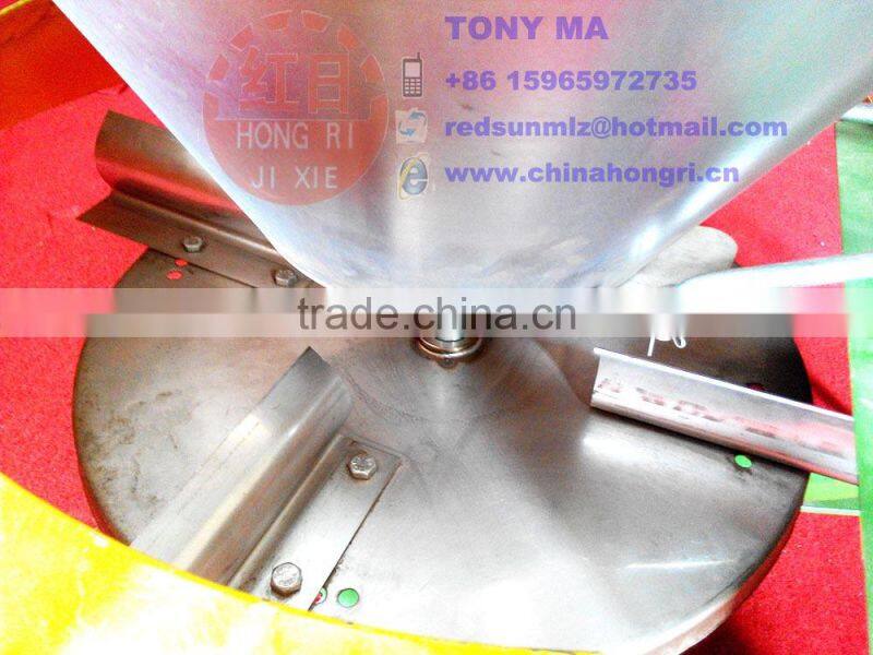 Agricultural Tractor Mounted Fertilizer Spreader