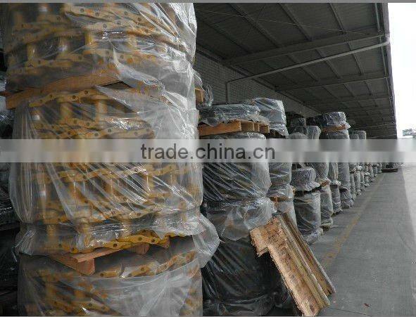 PC220 and D155 excavator bulldozer undercarriage parts track chains/track link assembly
