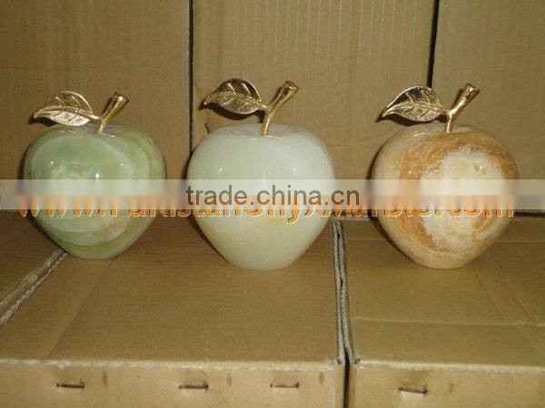 Best Salling PAKISTANI SUPPLIER NICE & SHINE ONYX APPLE WITH BRASS LEAF HANDICRAFTS