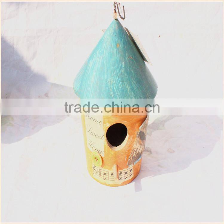 China supplier crafts hang Christmas wooden bird house wholesale modern design wooden bird house high quality wooden bird house